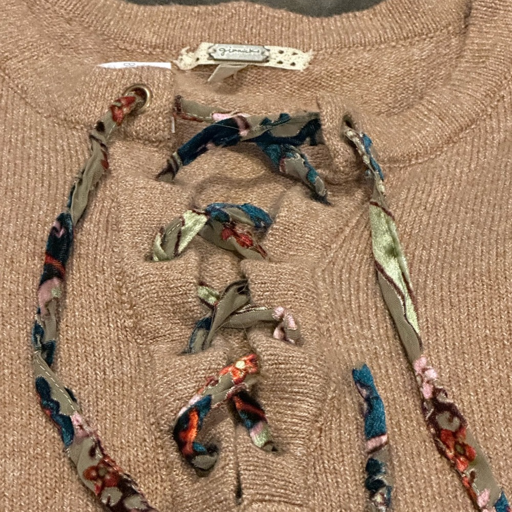 Gimmick Lace-Up Tan Sweater - Picture 4 of 13